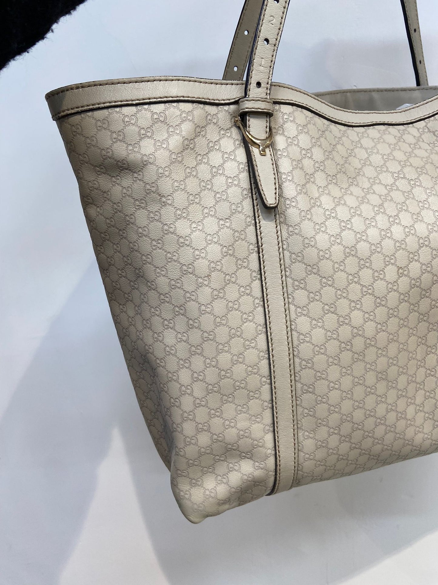 Gucci 牛皮壓紋老花tote
