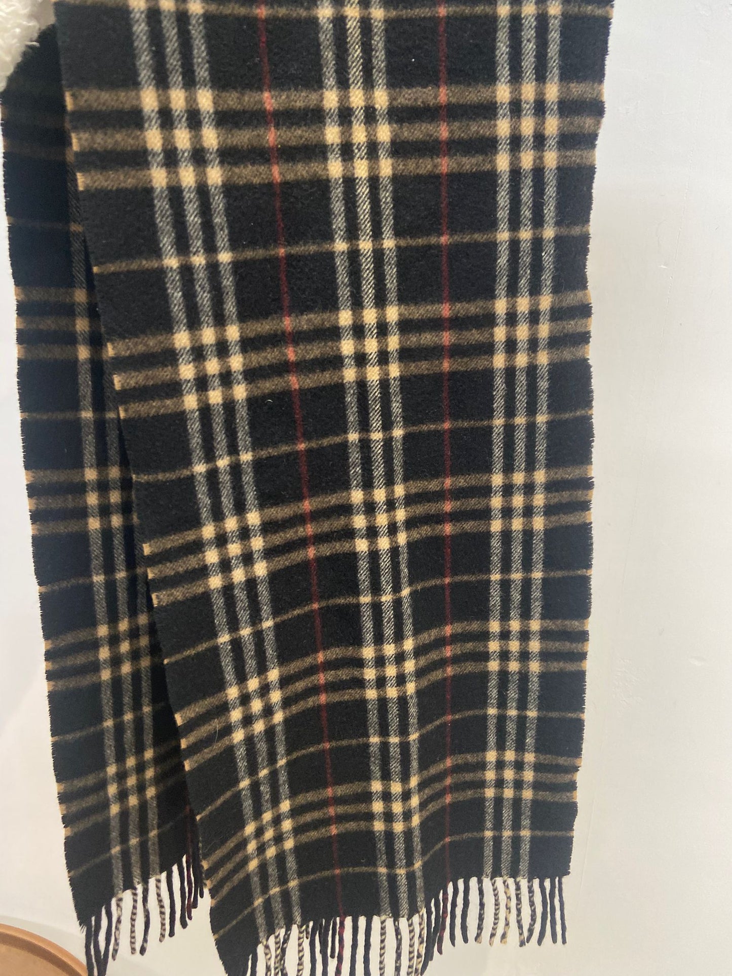 Burberry 黑色羊絨頸巾