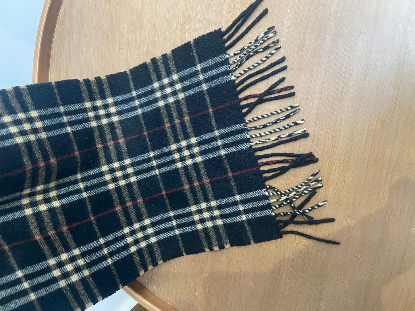 Burberry 黑色羊絨頸巾