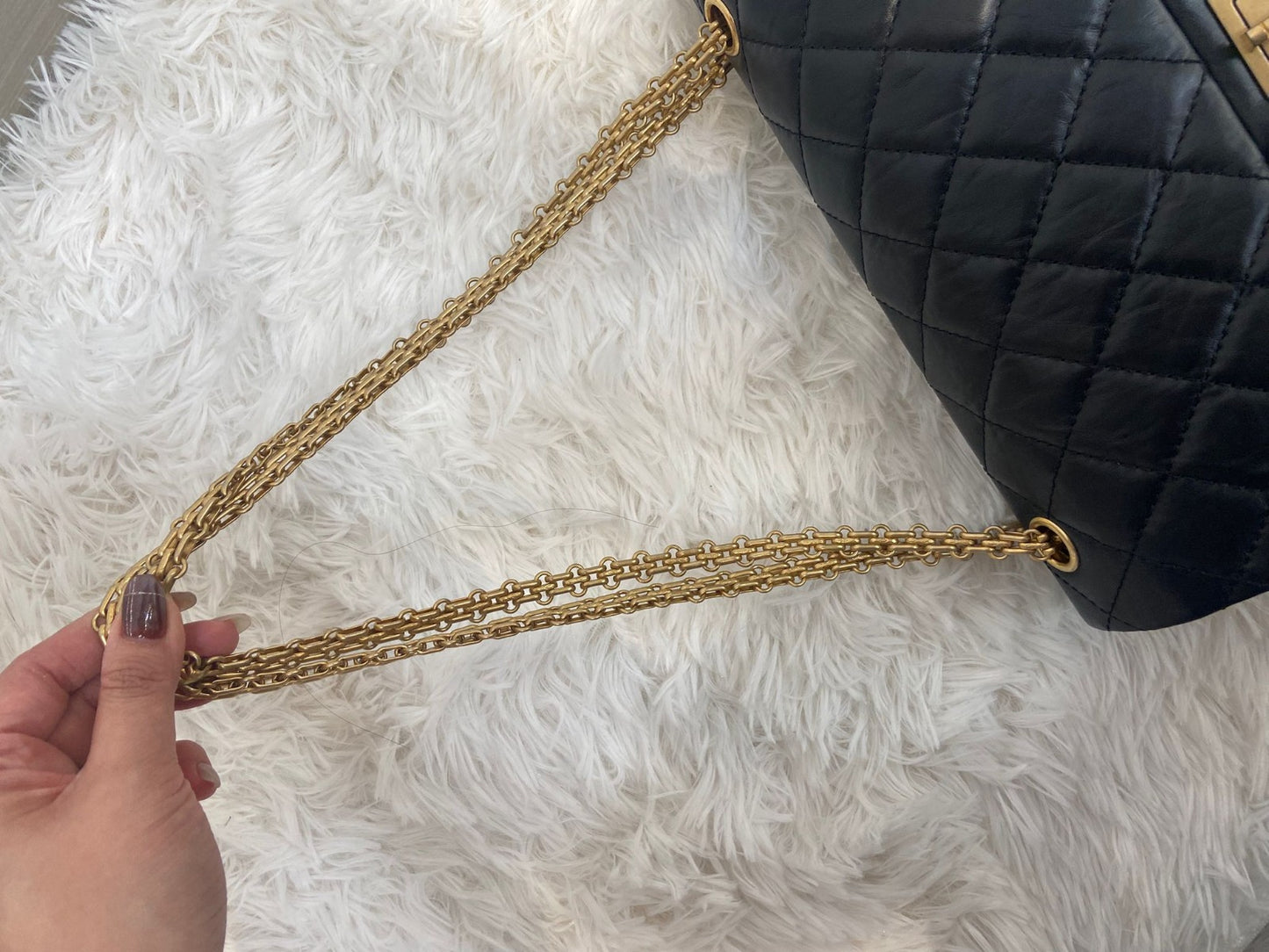 CHANEL 2.55 黑金牛皮