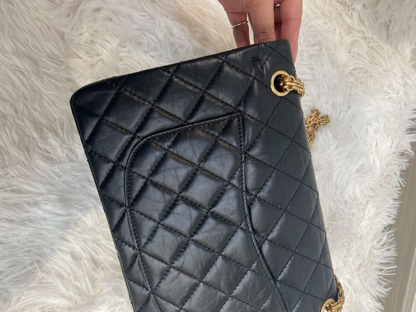 CHANEL 2.55 黑金牛皮