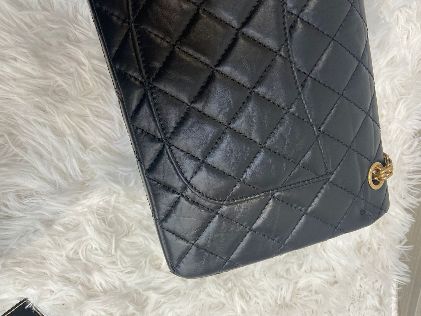 CHANEL 2.55 黑金牛皮