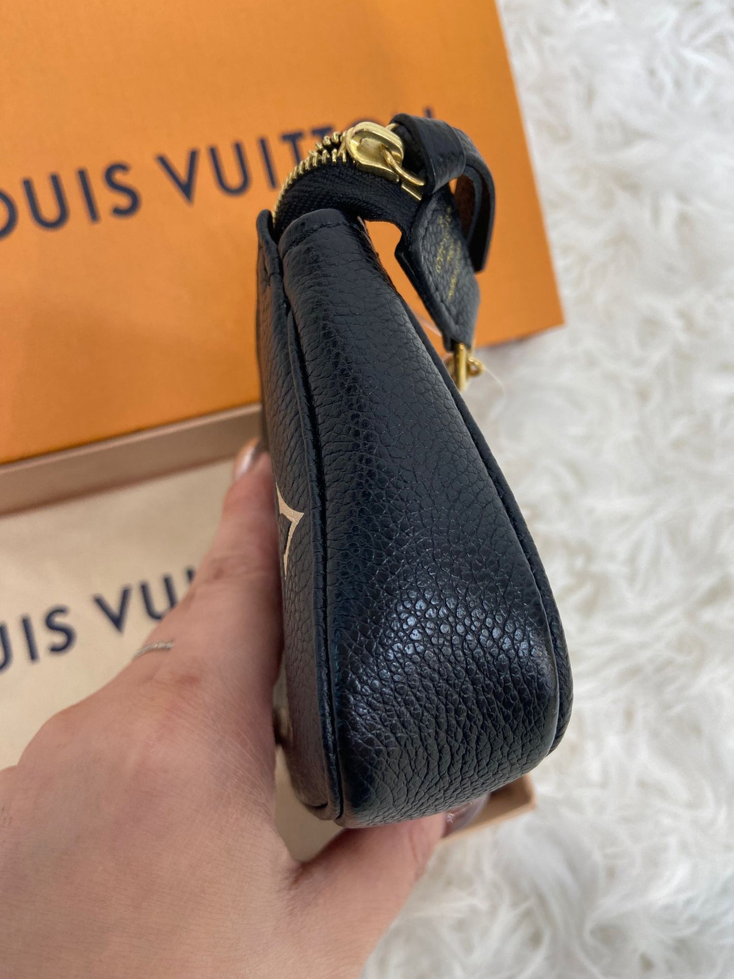 LV POCHETTE M80732
