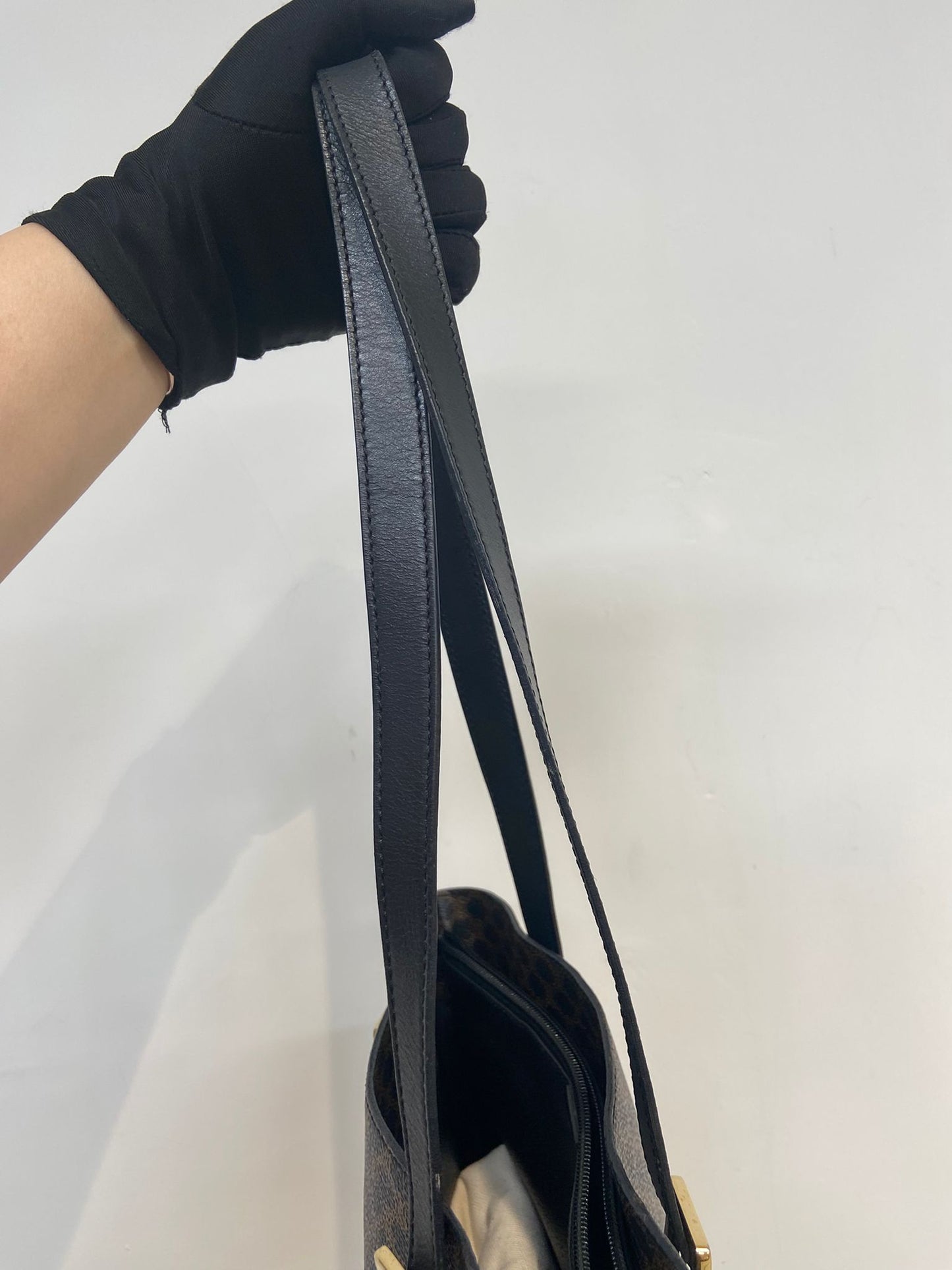 Celine黑色老花水桶單肩袋
