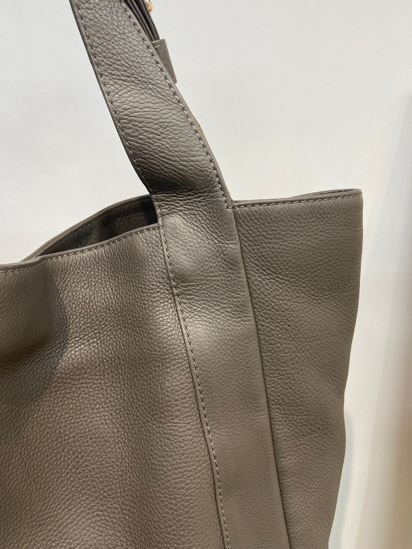 Gucci Tote Bag 有塵袋