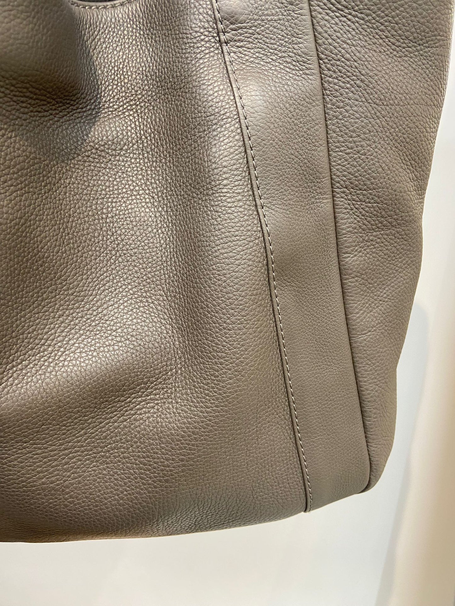 Gucci Tote Bag 有塵袋