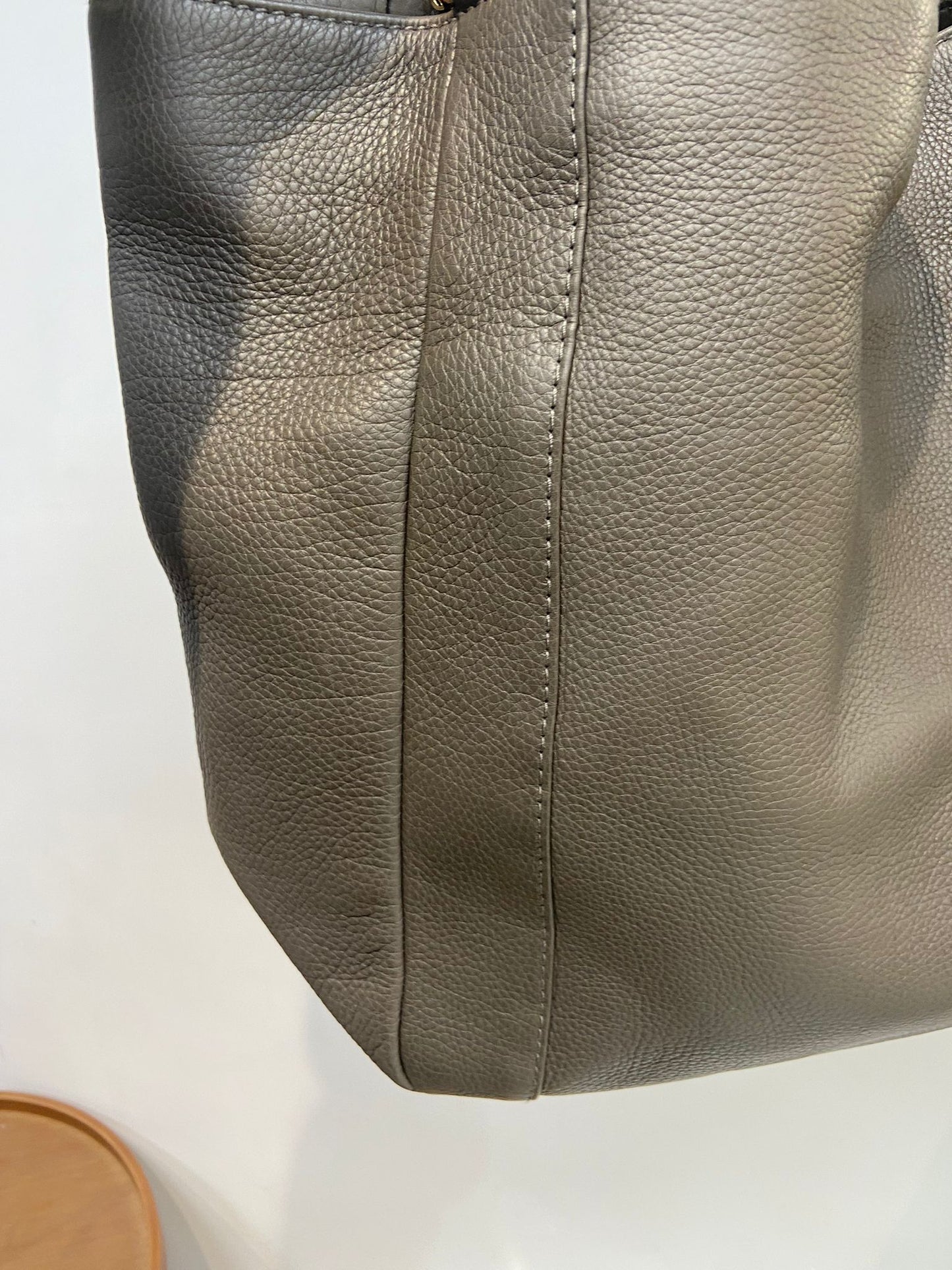 Gucci Tote Bag 有塵袋