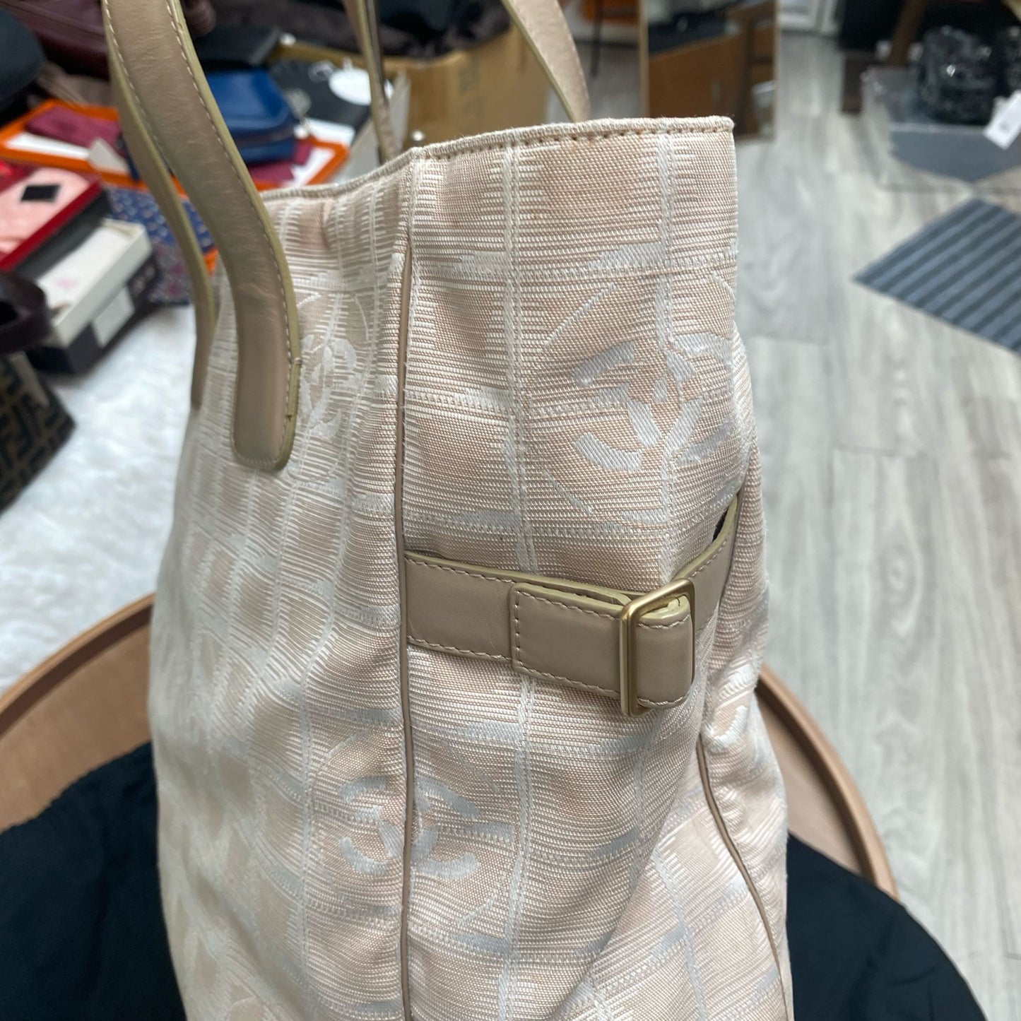 CHANEL冰格Tote 杏色 有卡有貼有塵袋