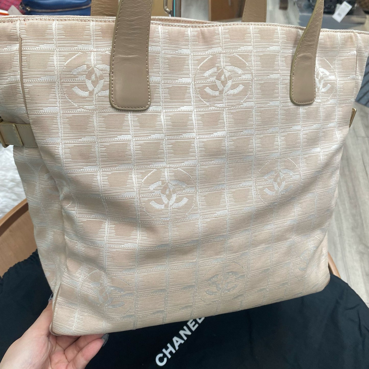 CHANEL冰格Tote 杏色 有卡有貼有塵袋