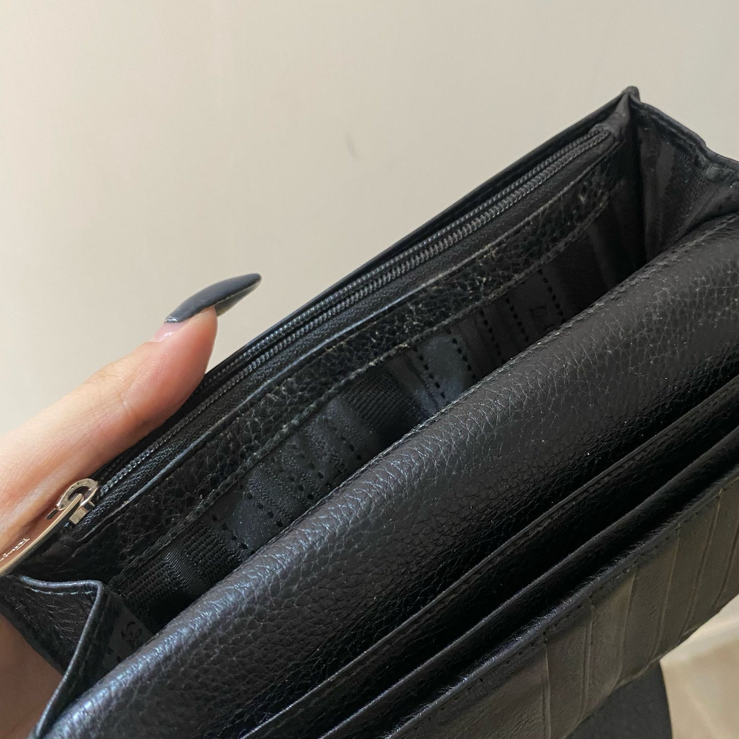 Ferragamo 長銀包