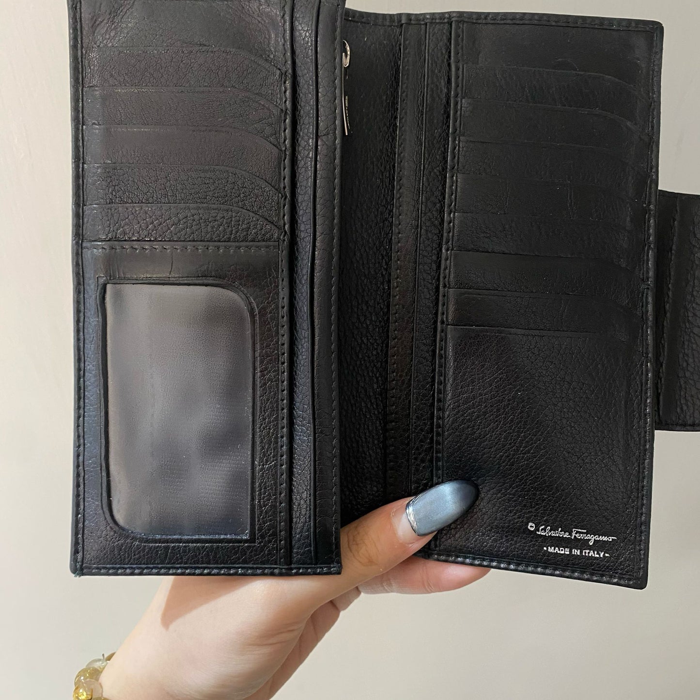 Ferragamo 長銀包