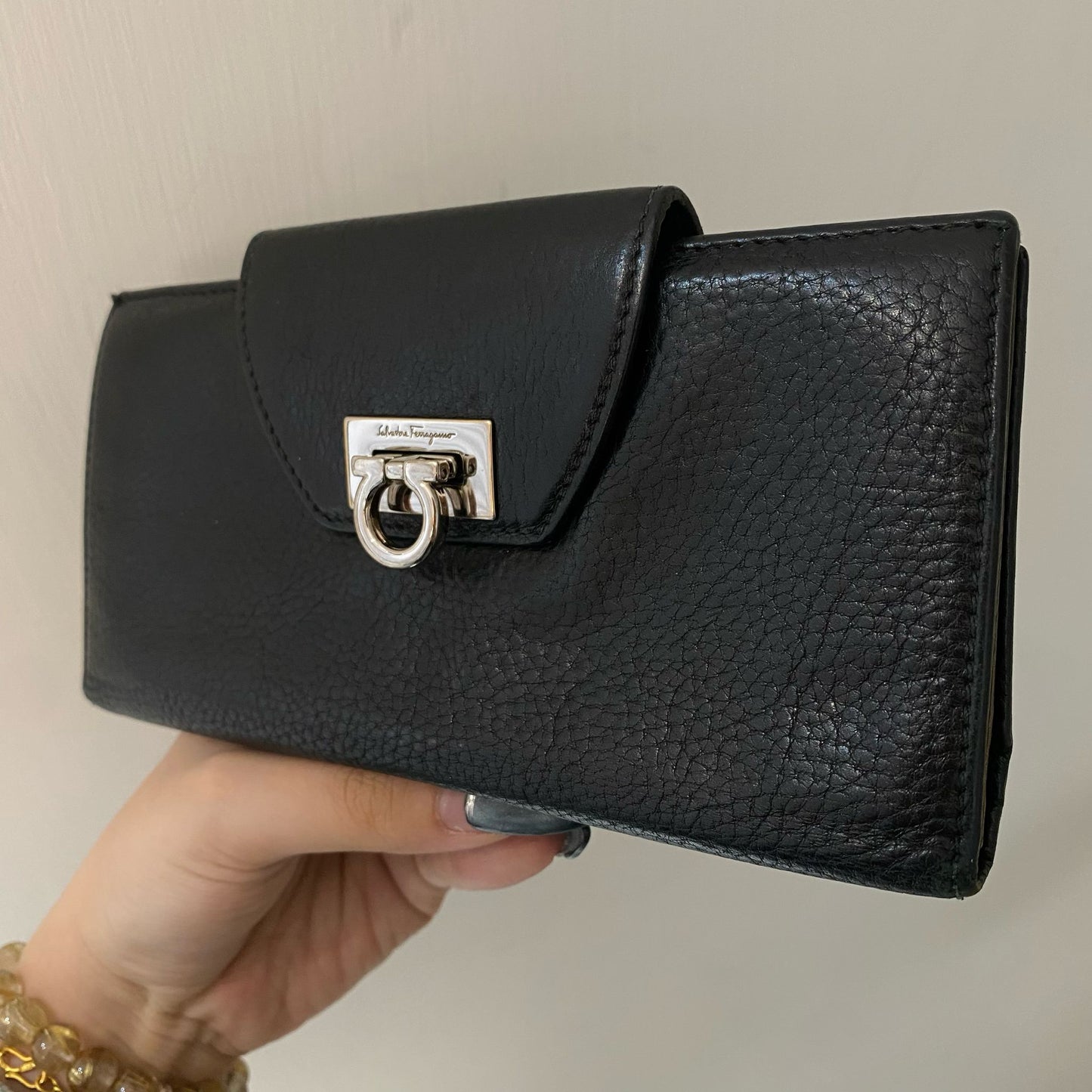 Ferragamo 長銀包
