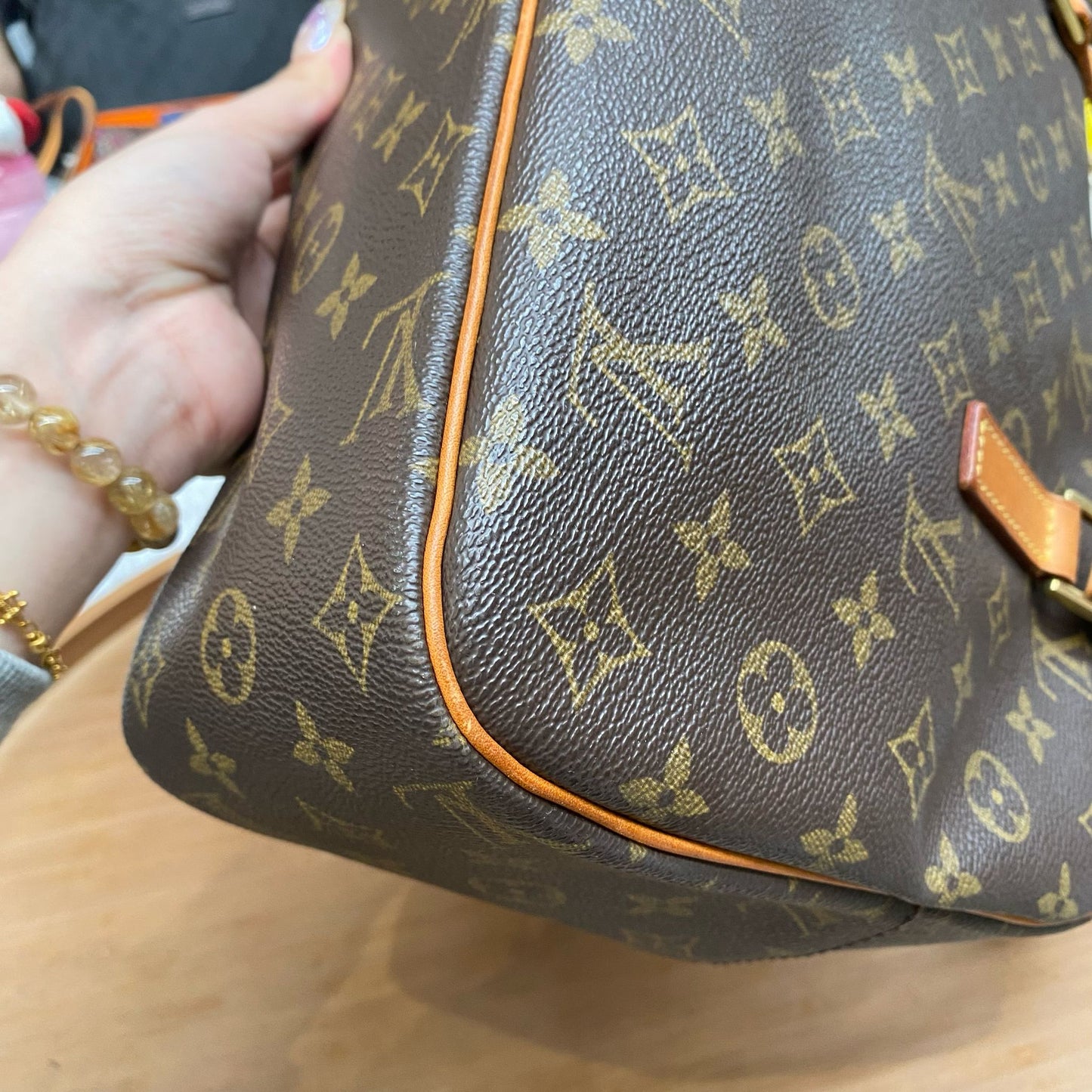 LV 學生袋