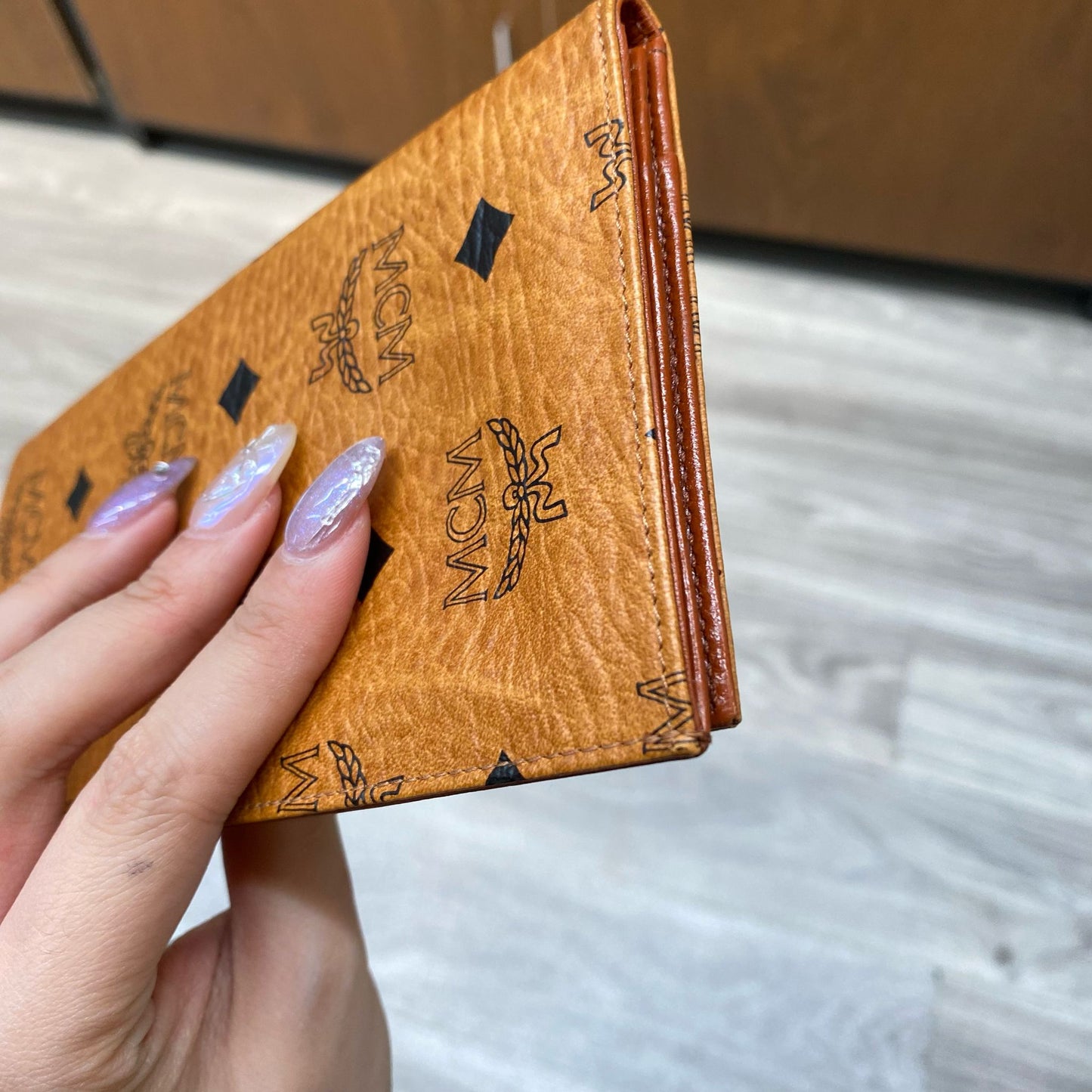 MCM 長銀包