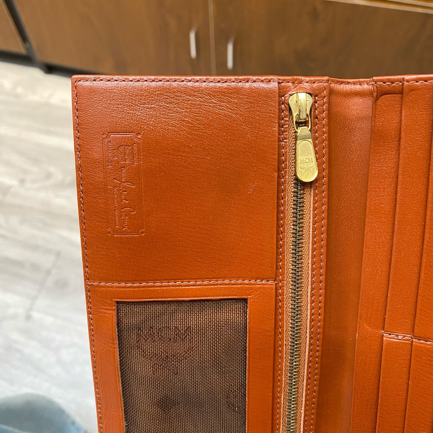 MCM 長銀包