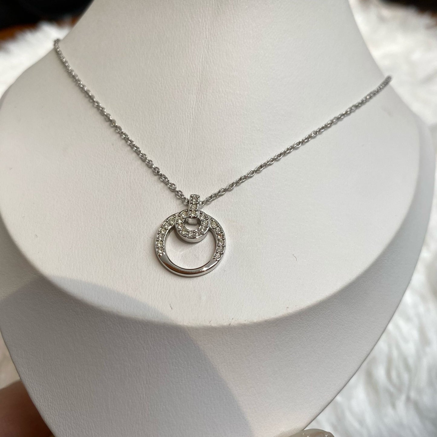 SWAROVSKI 頸鏈 雙圈設計款