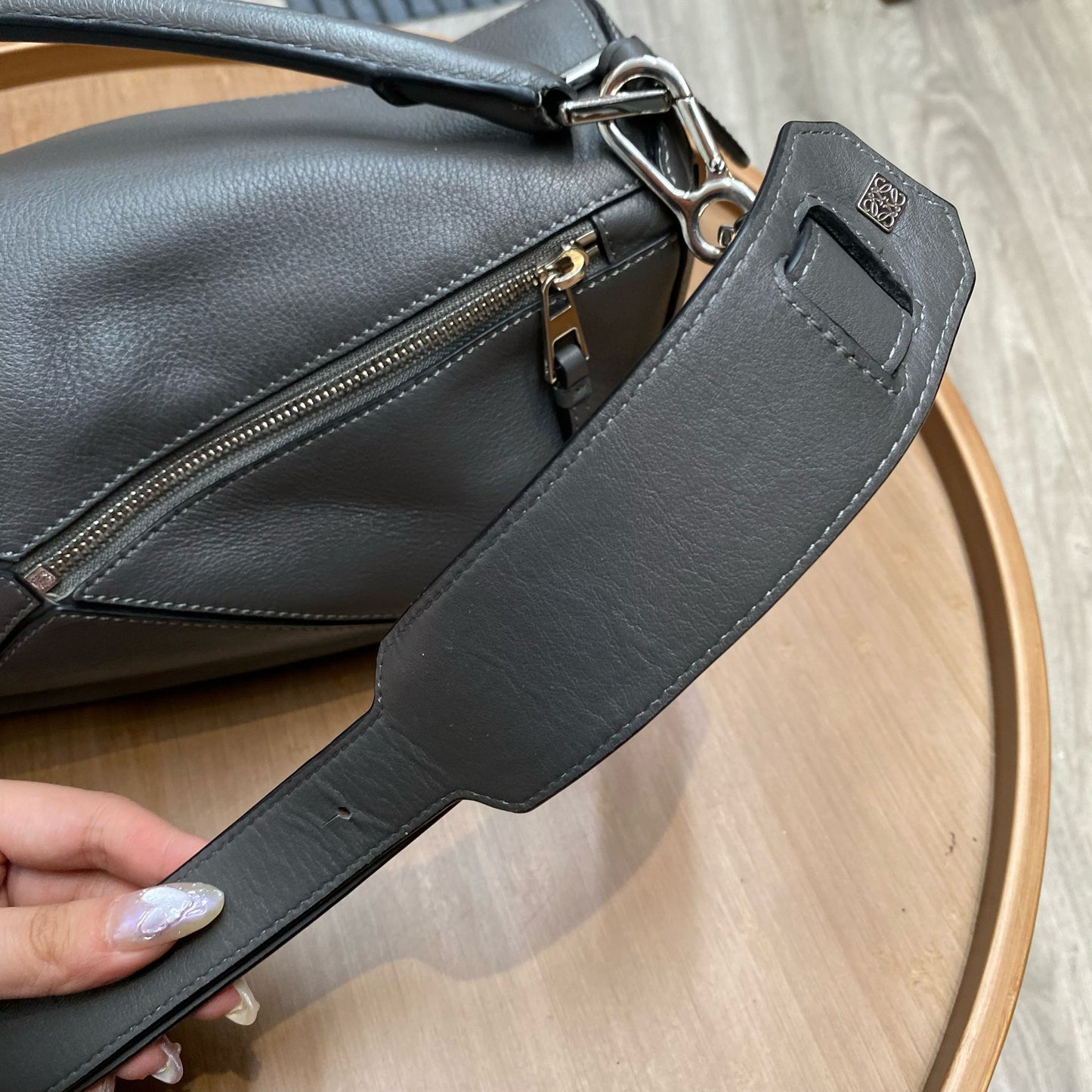 LOEWE Puzzle (灰色)