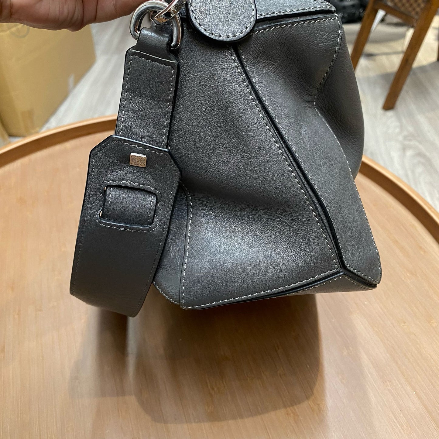 LOEWE Puzzle (灰色)