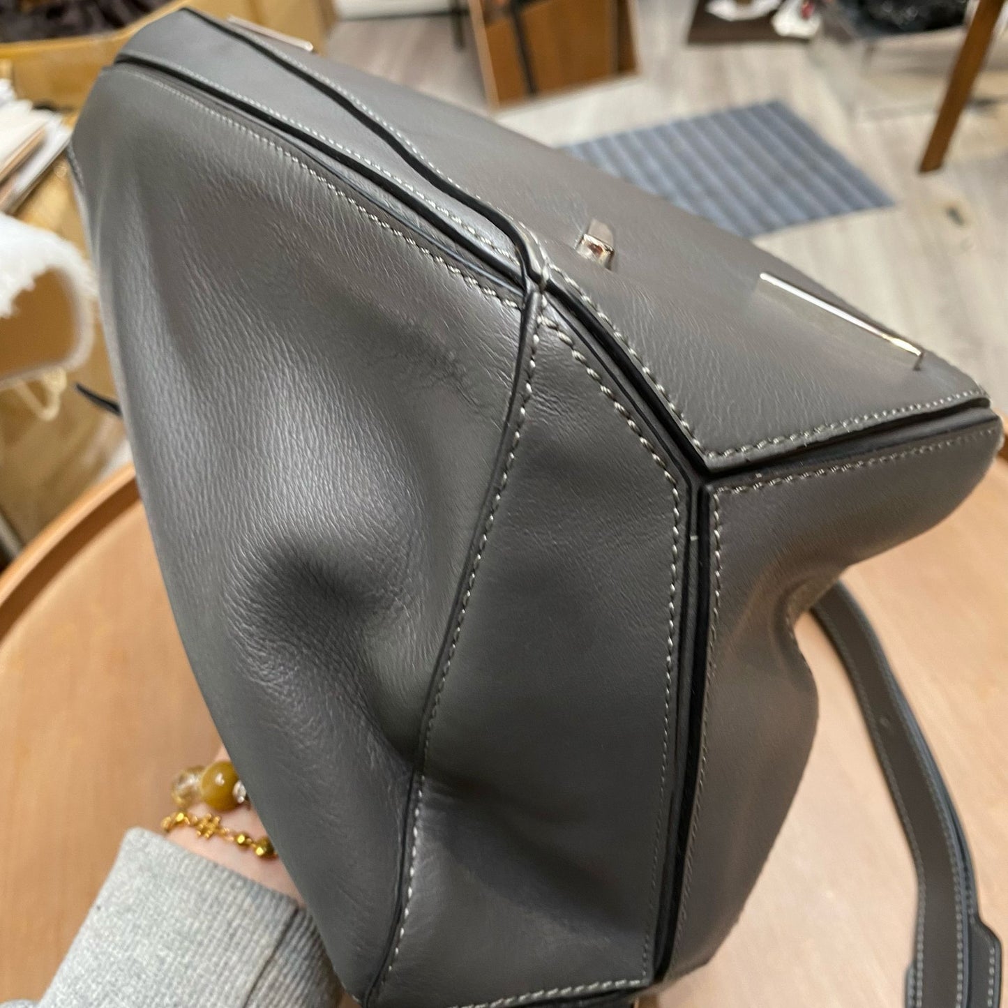 LOEWE Puzzle (灰色)