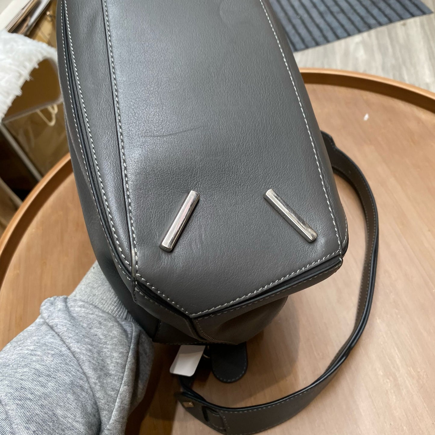 LOEWE Puzzle (灰色)