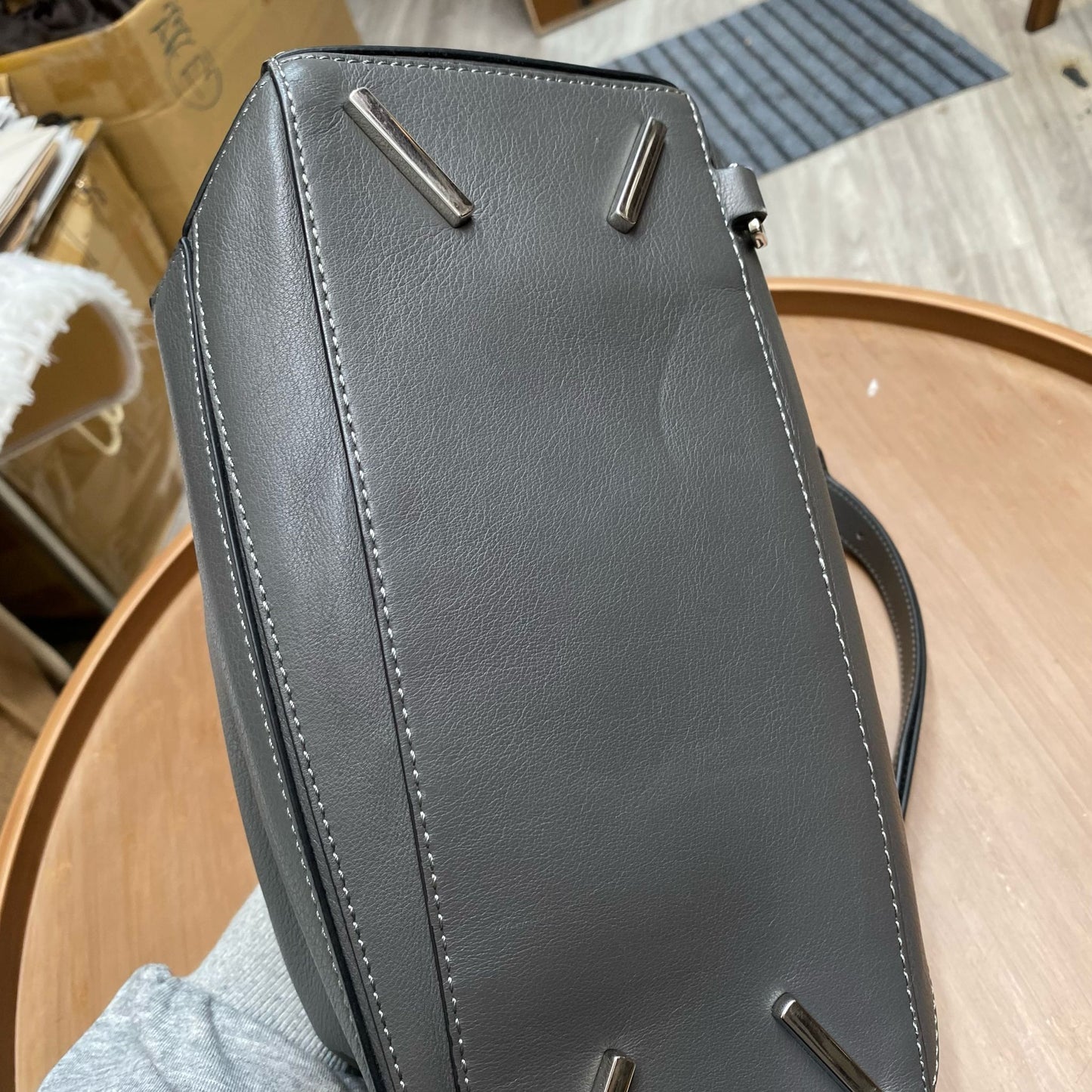 LOEWE Puzzle (灰色)