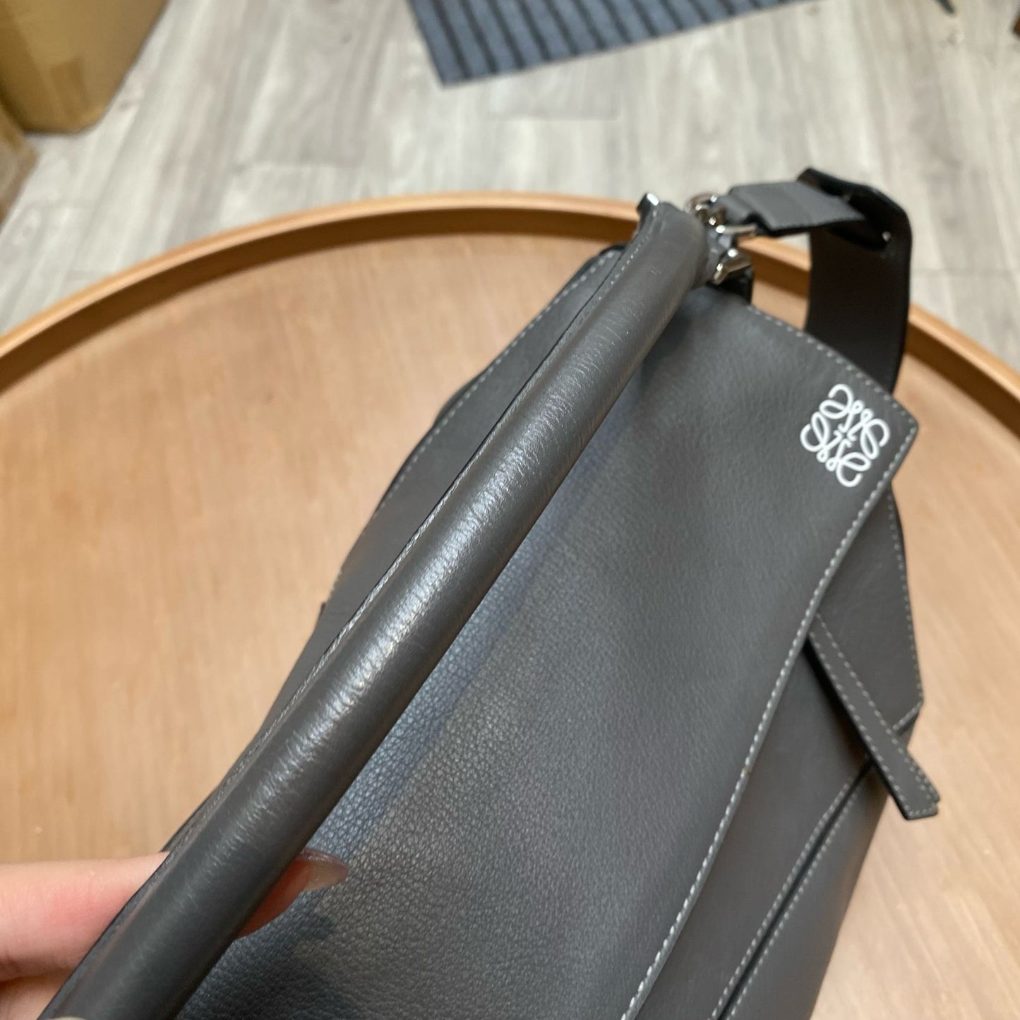 LOEWE Puzzle (灰色)
