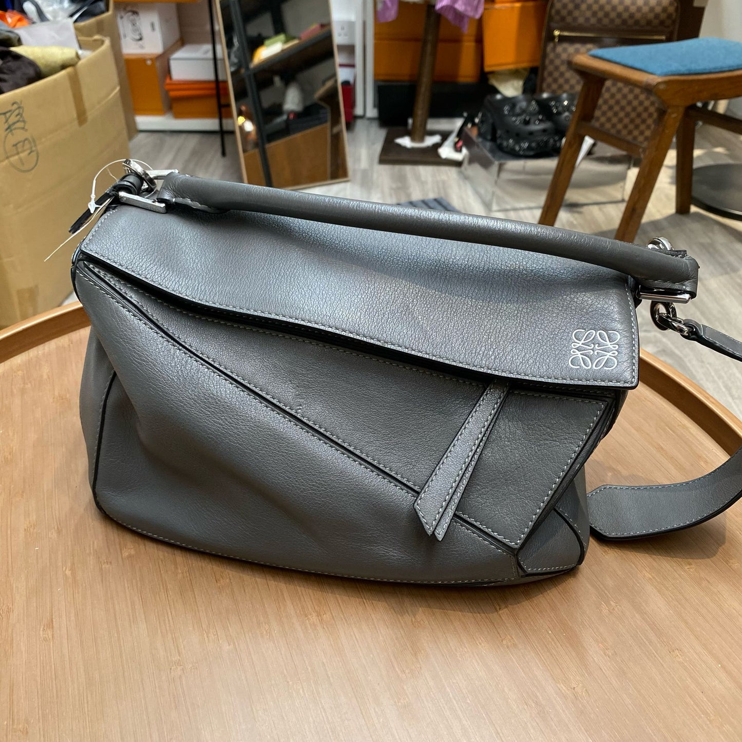 LOEWE Puzzle (灰色)