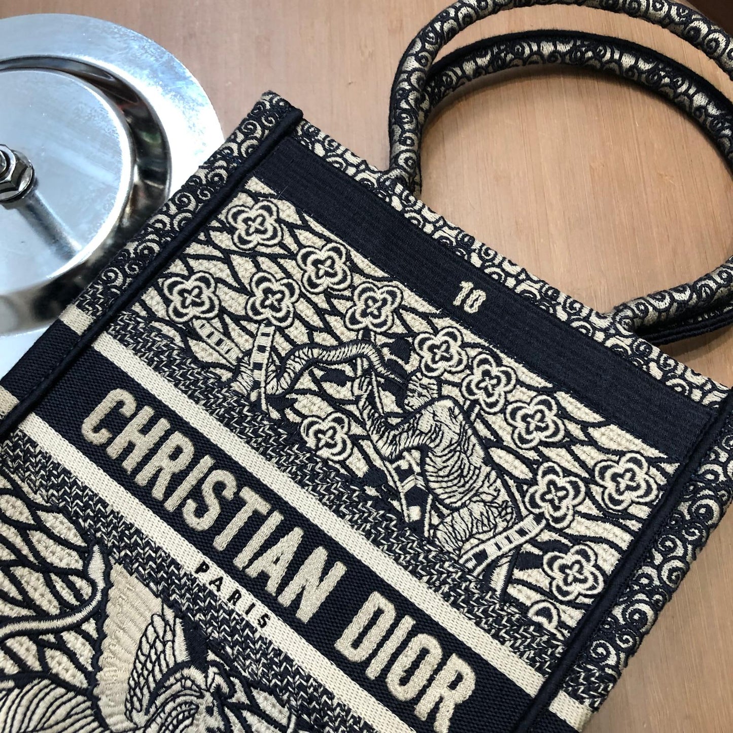 Dior Book
