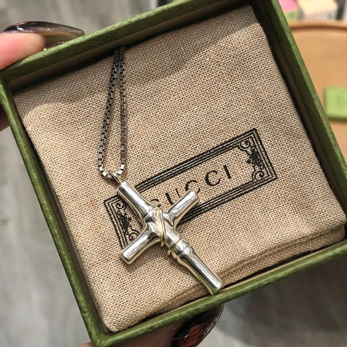Gucci十字架頸鏈 有盒有塵袋