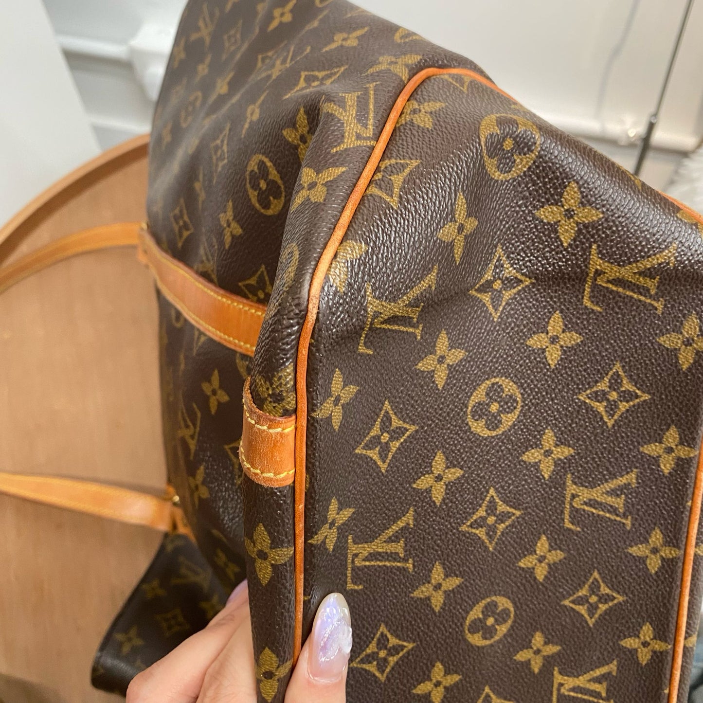 LV TOTE