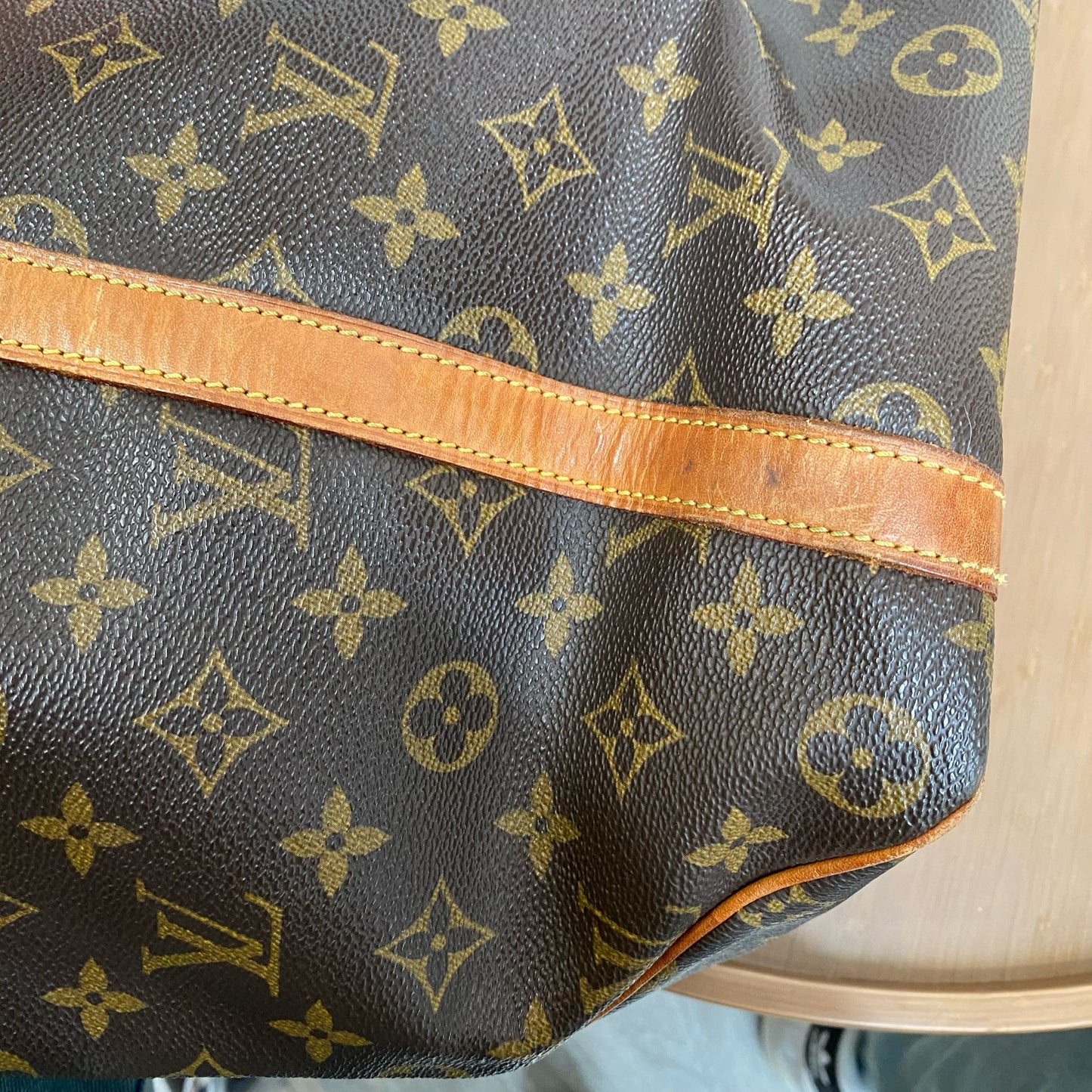 LV TOTE