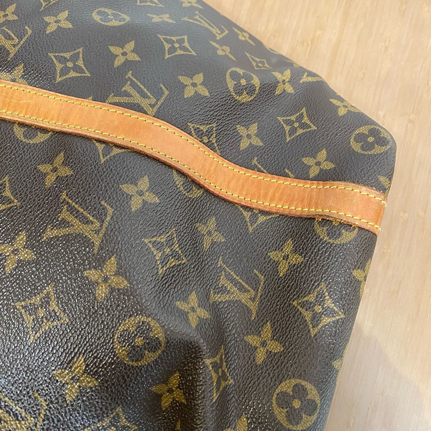 LV TOTE