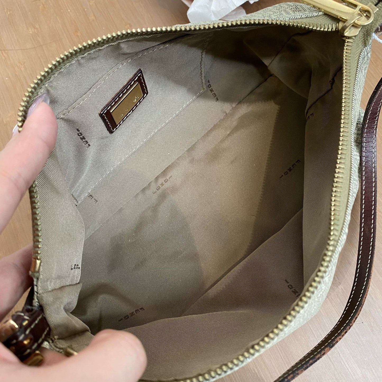 FENDI 腋下袋