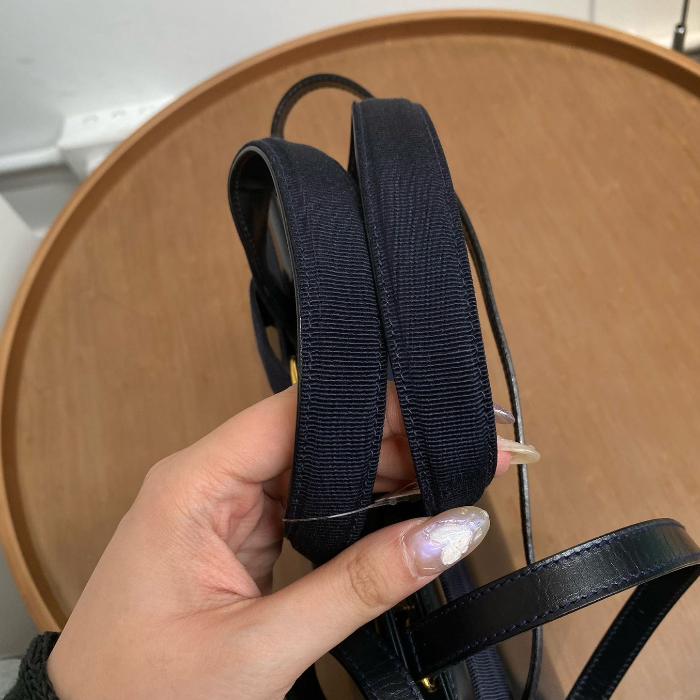 Ferragamo深藍袋