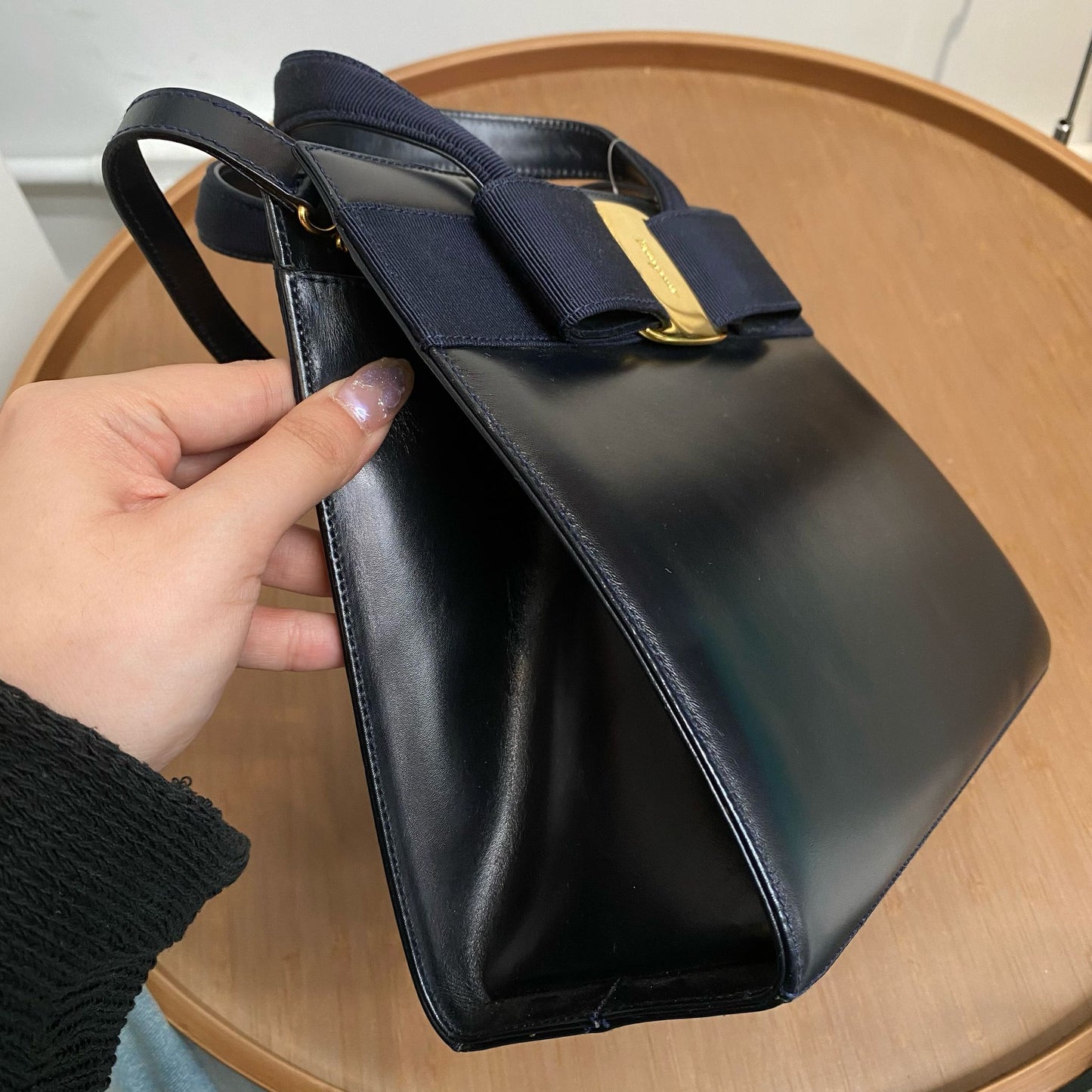 Ferragamo深藍袋