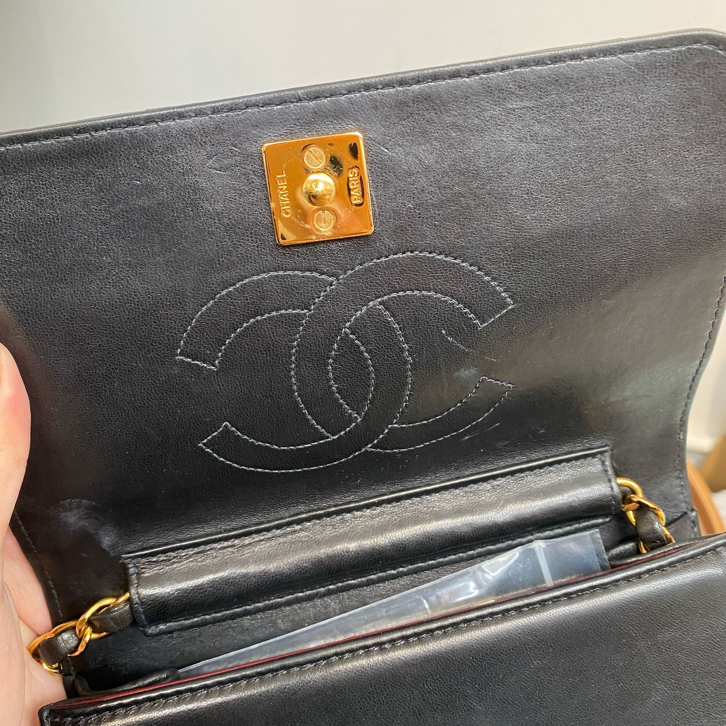 Chanel 小包包 有卡，貼，塵，盒