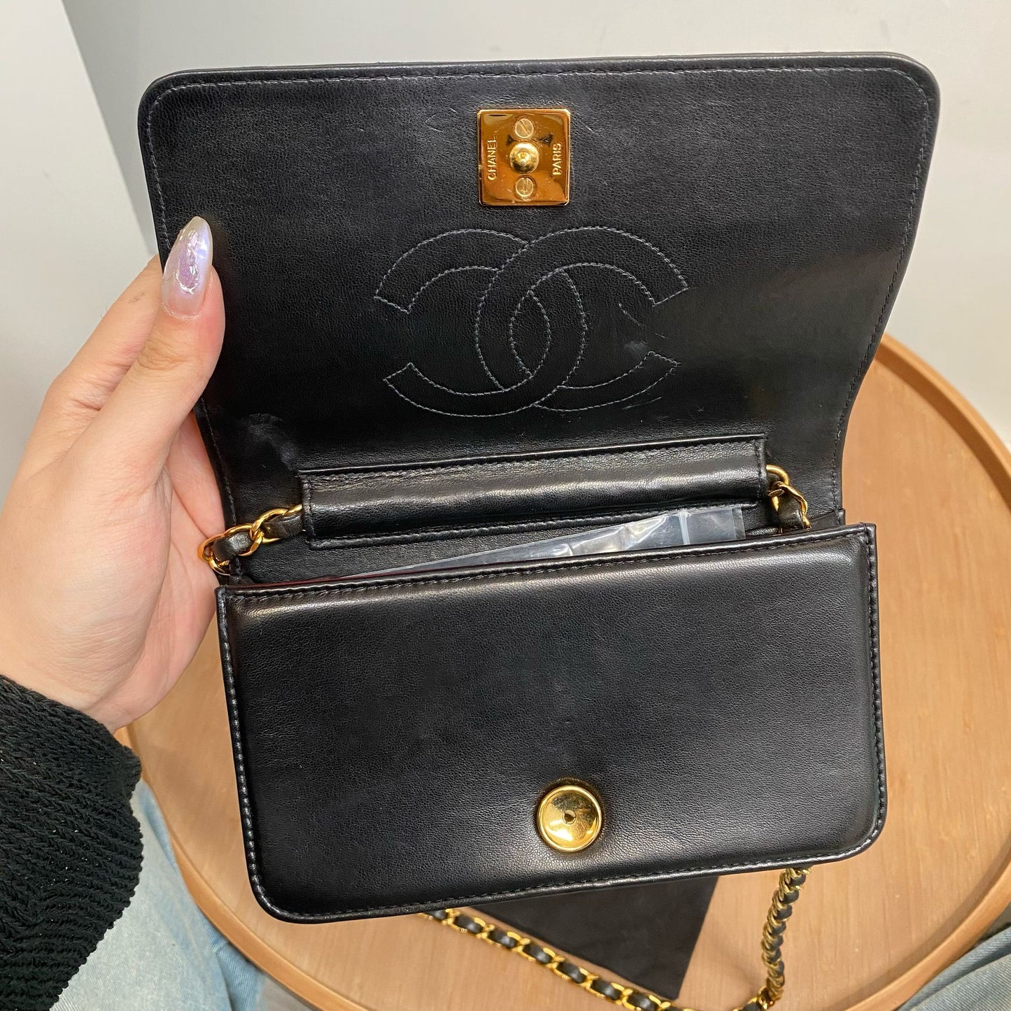 Chanel 小包包 有卡，貼，塵，盒
