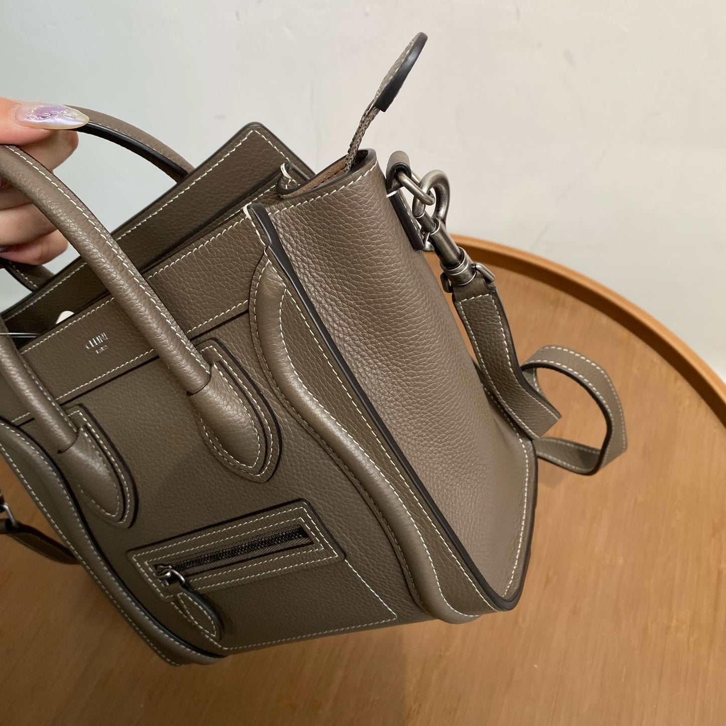 Celine Nano Luggage 有塵袋