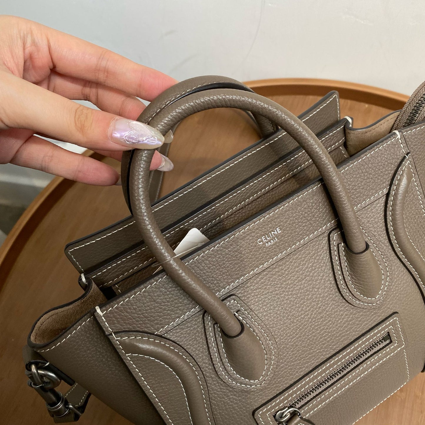 Celine Nano Luggage 有塵袋