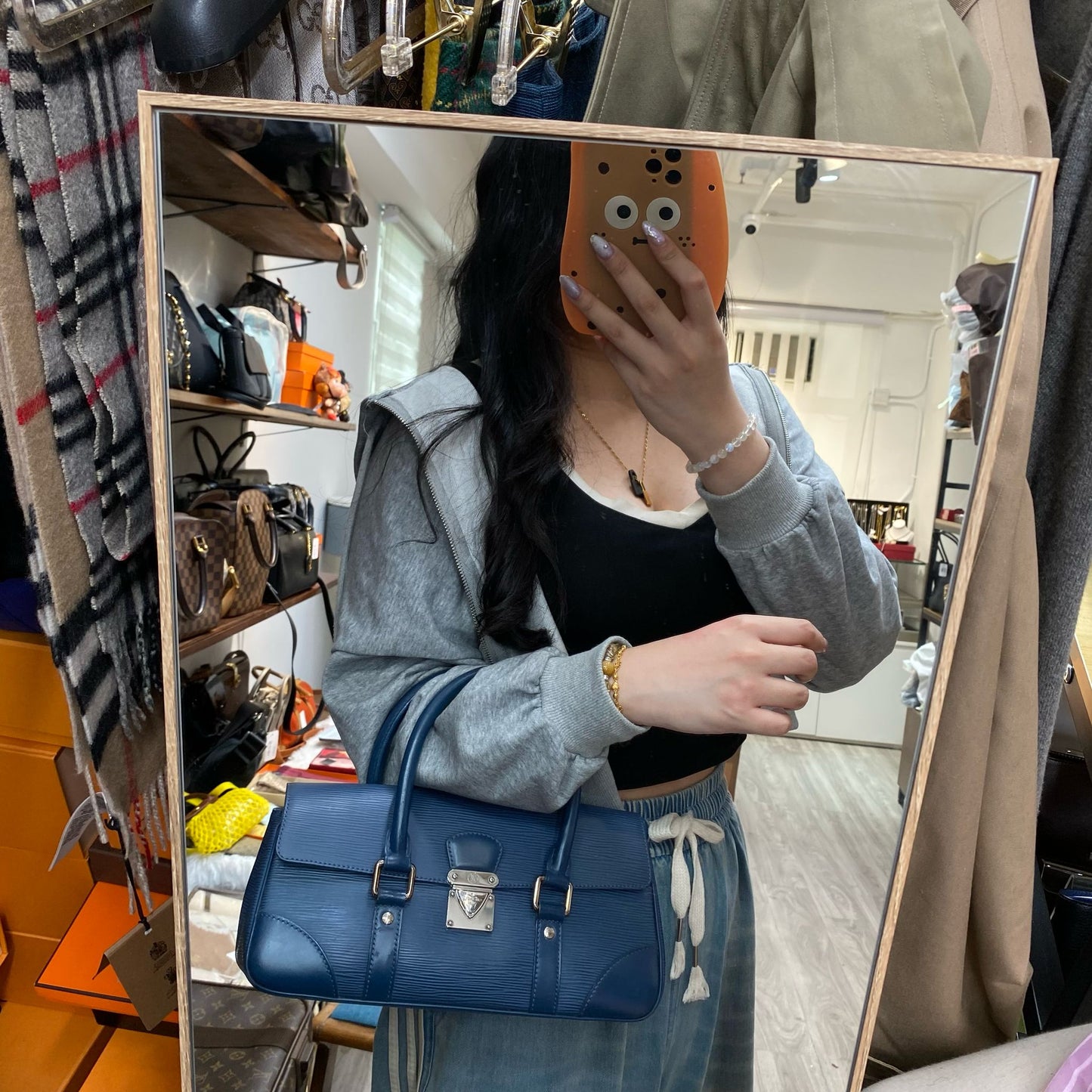LV Segur PM M5882G 藍色手挽袋