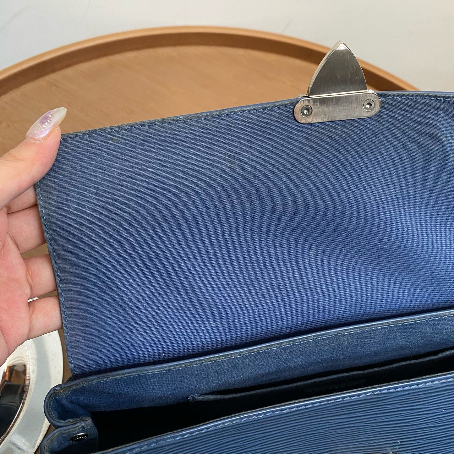LV Segur PM M5882G 藍色手挽袋