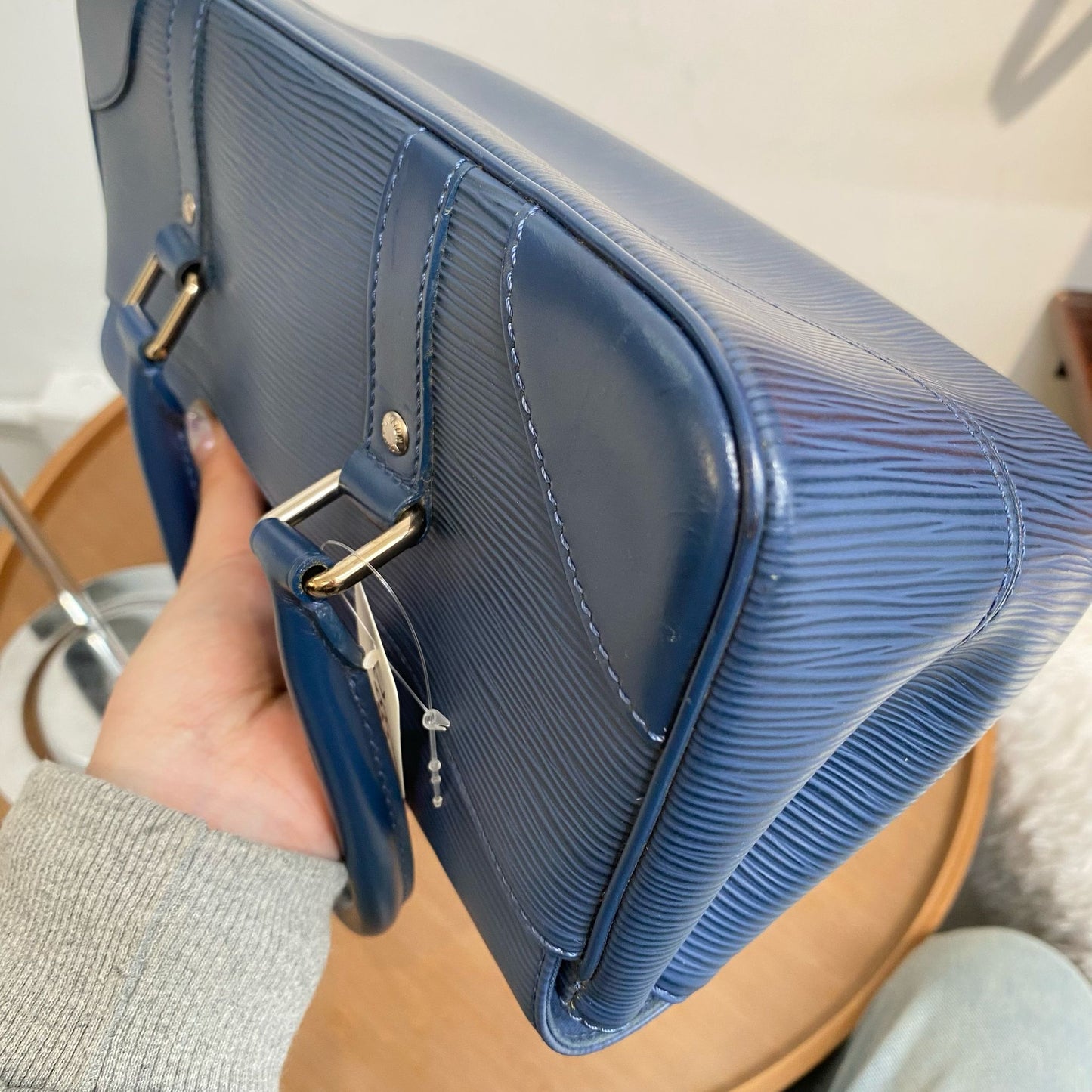 LV Segur PM M5882G 藍色手挽袋