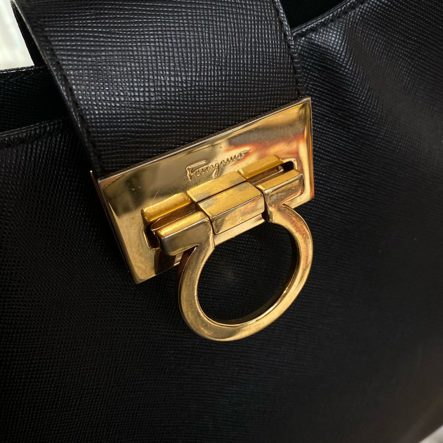 Ferragamo 單肩包