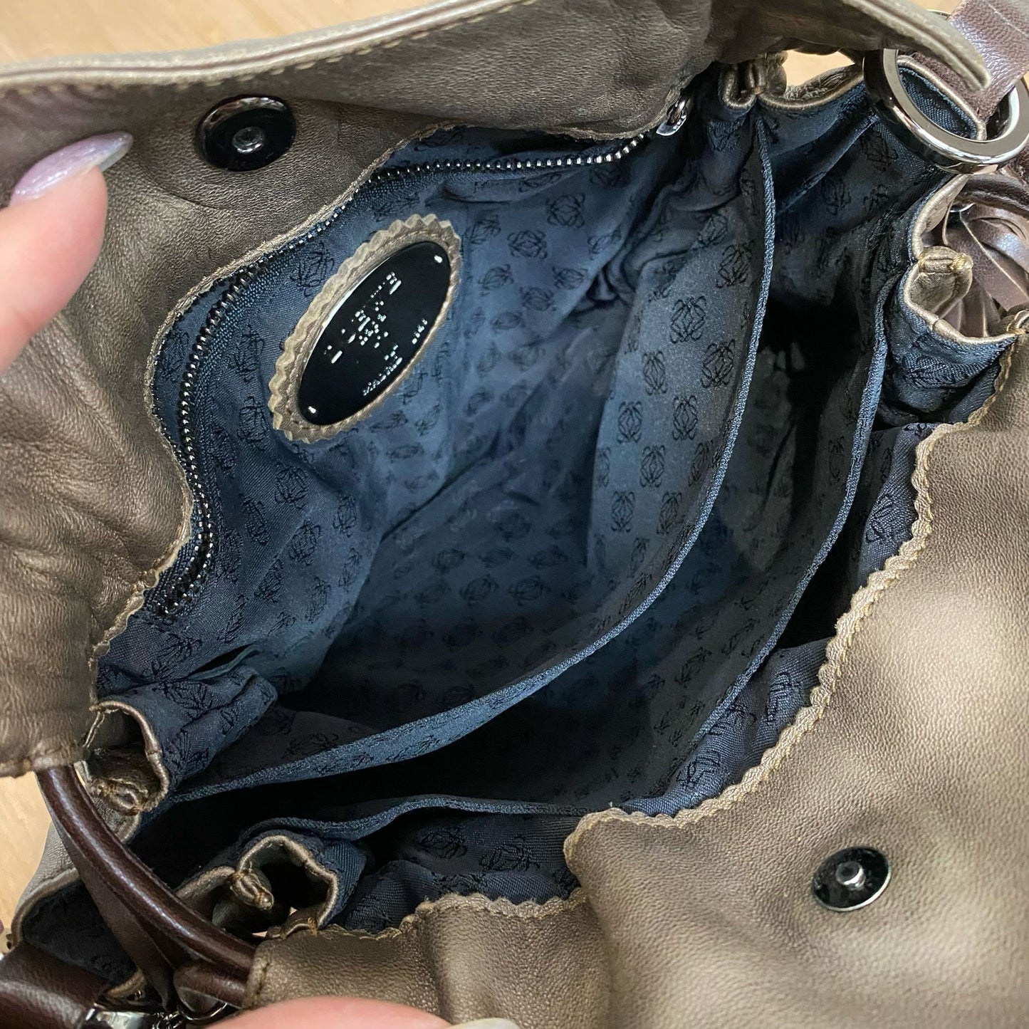 LOEWE 斜孭袋