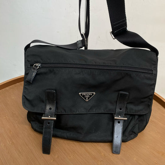 PRADA 斜孭袋