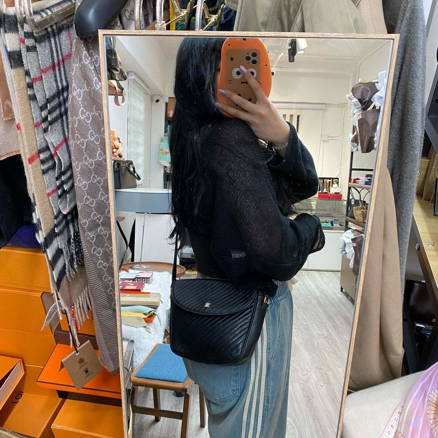 CELINE 黑色真皮斜孭袋