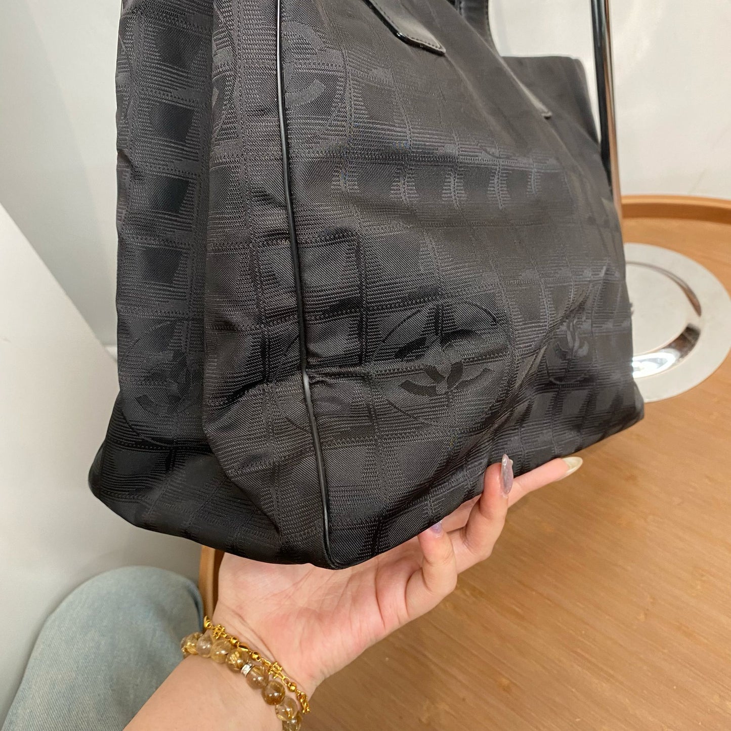 Chanel 冰格Tote 有貼