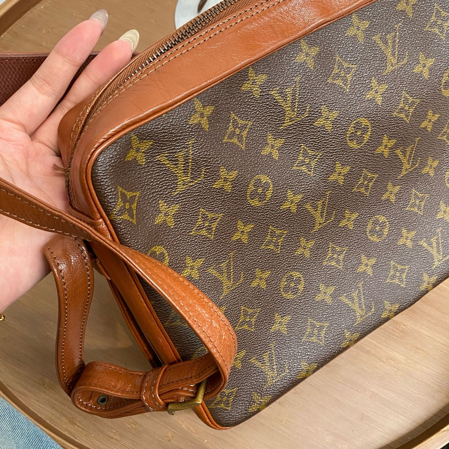 LV 斜孭袋