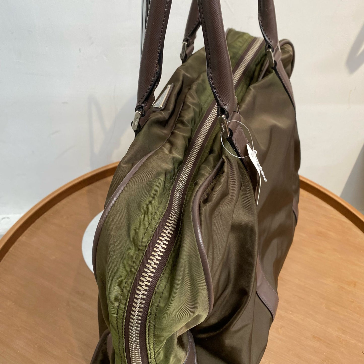 Prada 軍綠 Tote