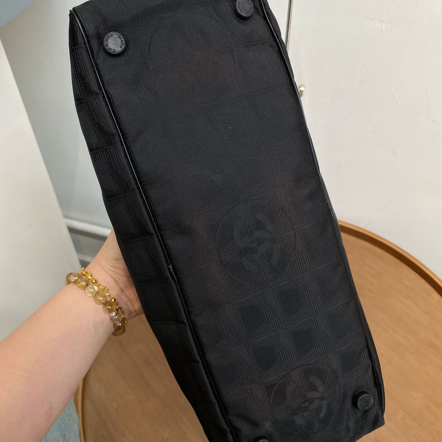 Chanel 保齡球冰格 有貼